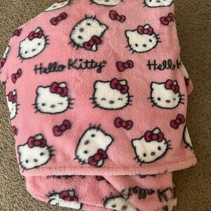 pink hello kitty blanket